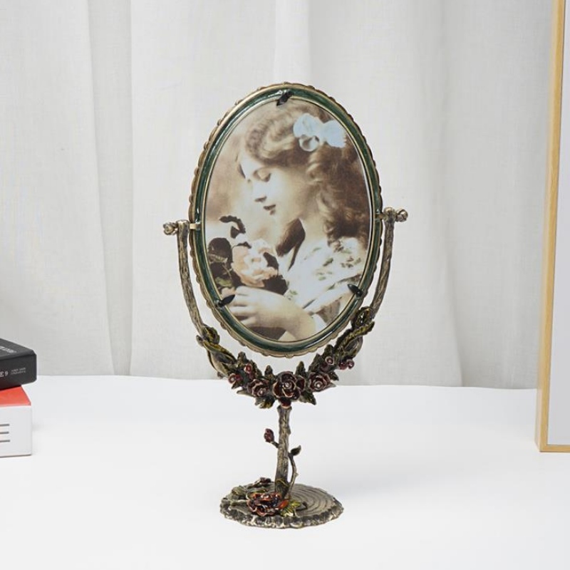 Производител персонални метални ретро занаяти огледални преносими орнаменти креативно огледало за гримиране